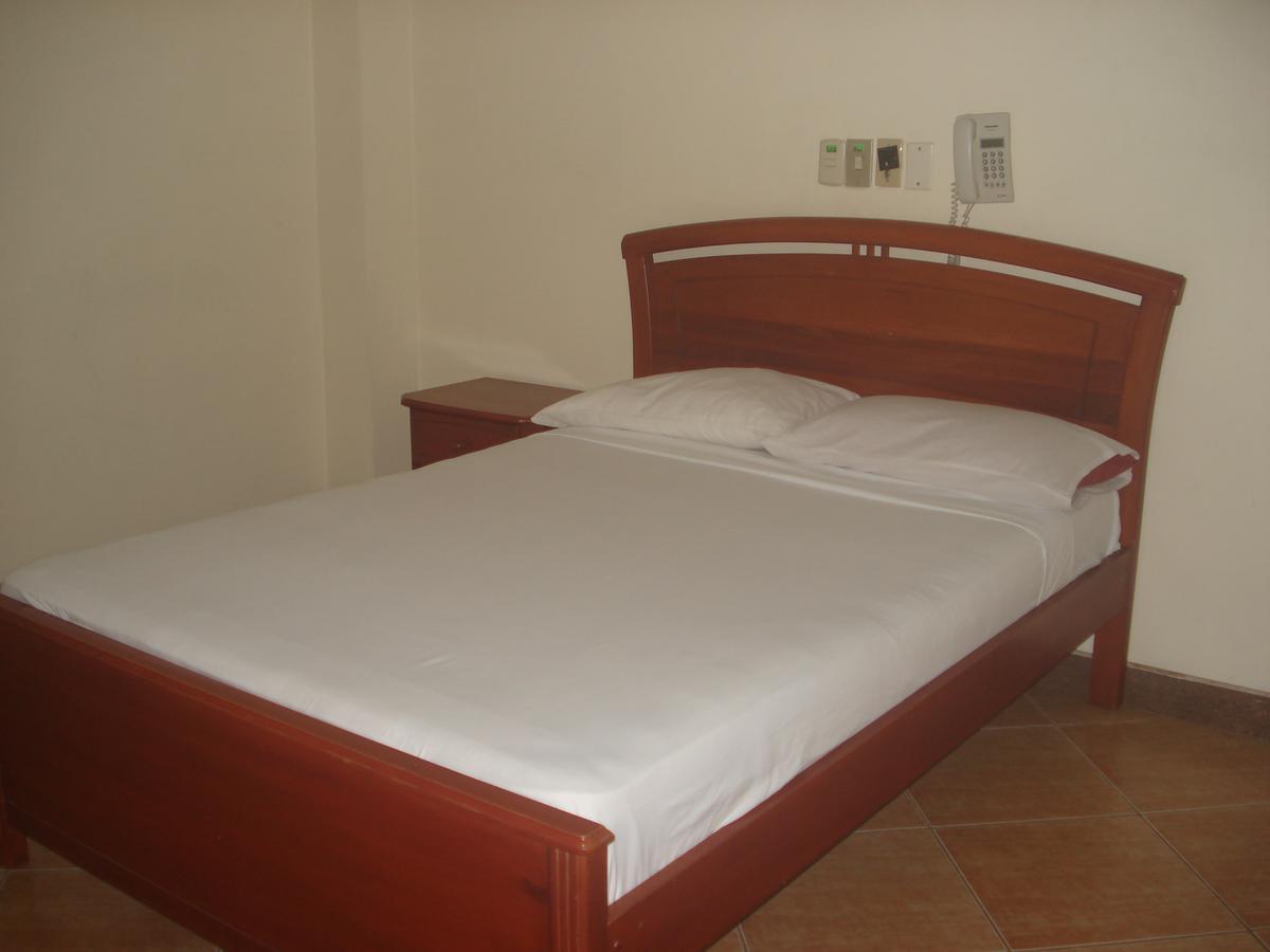 Hotel Murcia Гуаякиль Экстерьер фото